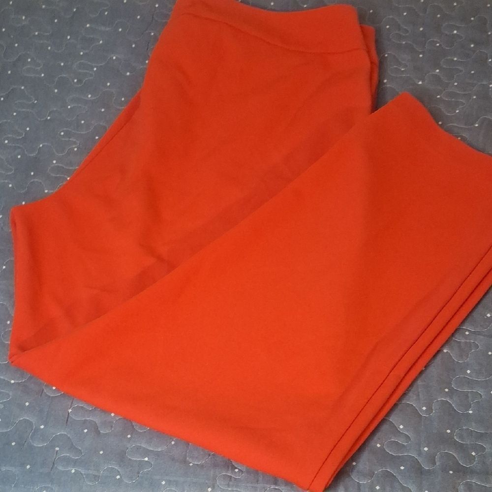 Hope And Harlow Vibrant Red pants size XL
